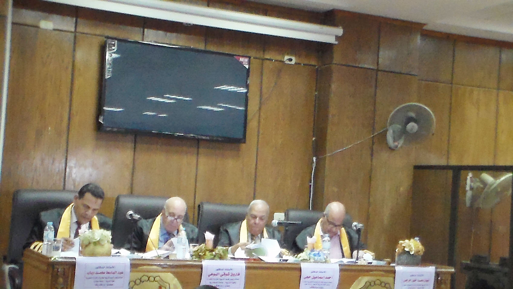 مناقشة رسالة ماجستير للباحث الكويتي محمد ظافر